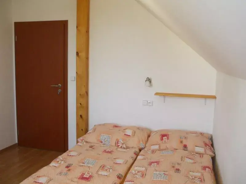 Mírová pod Kozákovem